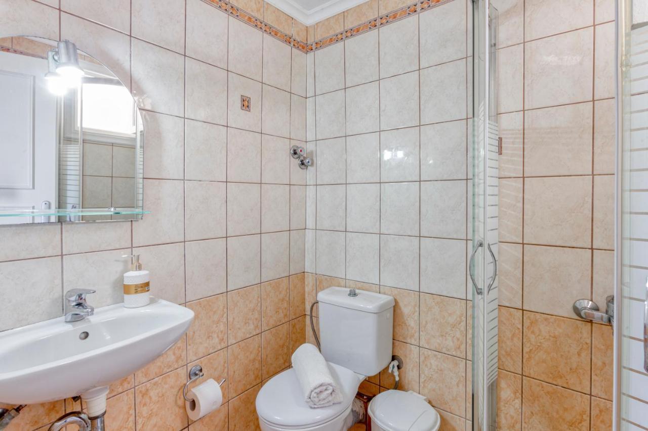 Aparthotel Limani