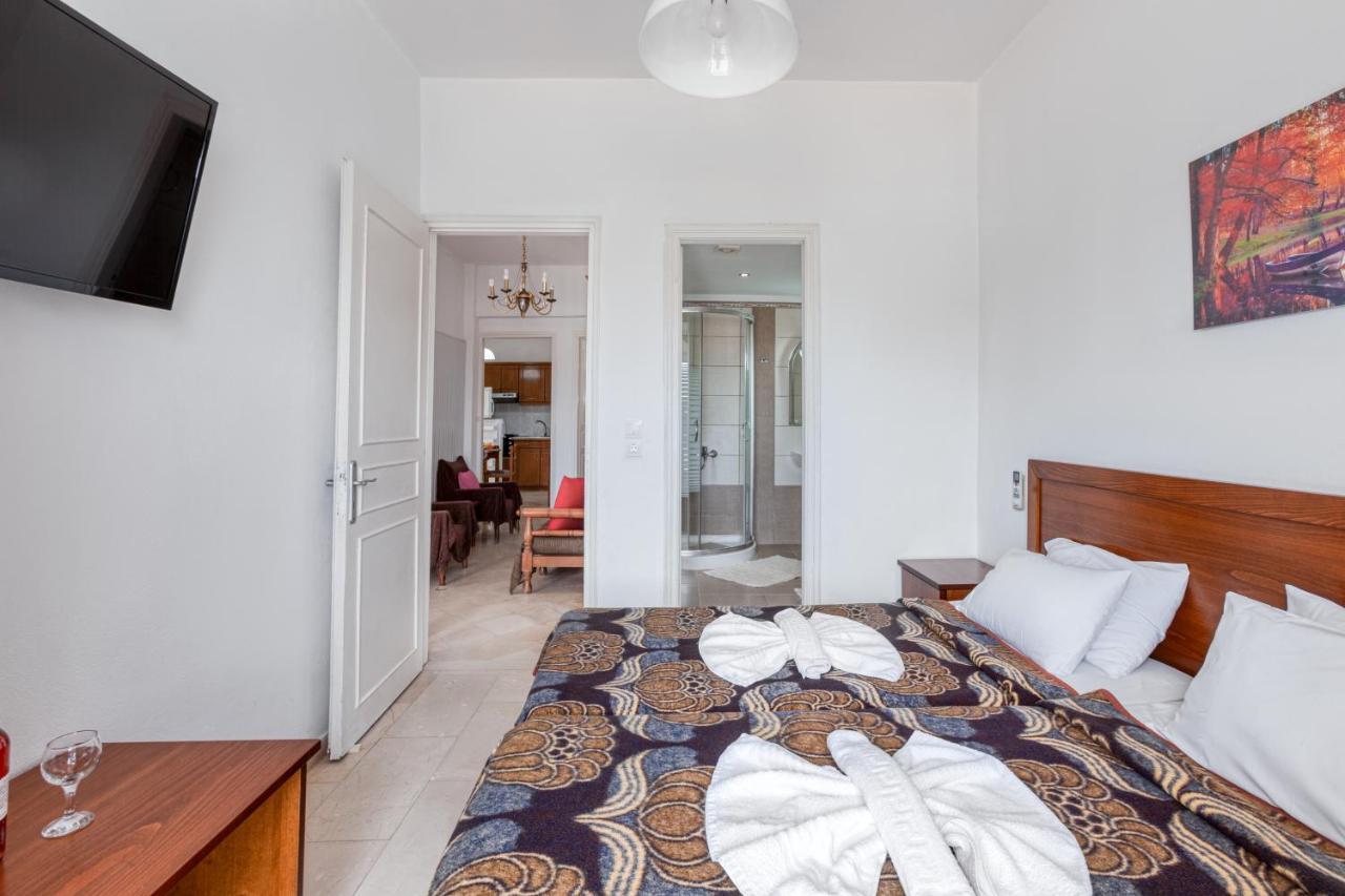Aparthotel Limani