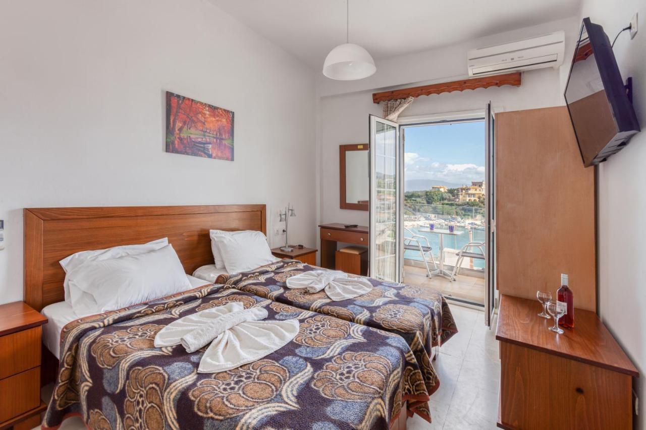 Aparthotel Limani *